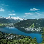 Spacious Villa In Zell Am See Near Ski Area