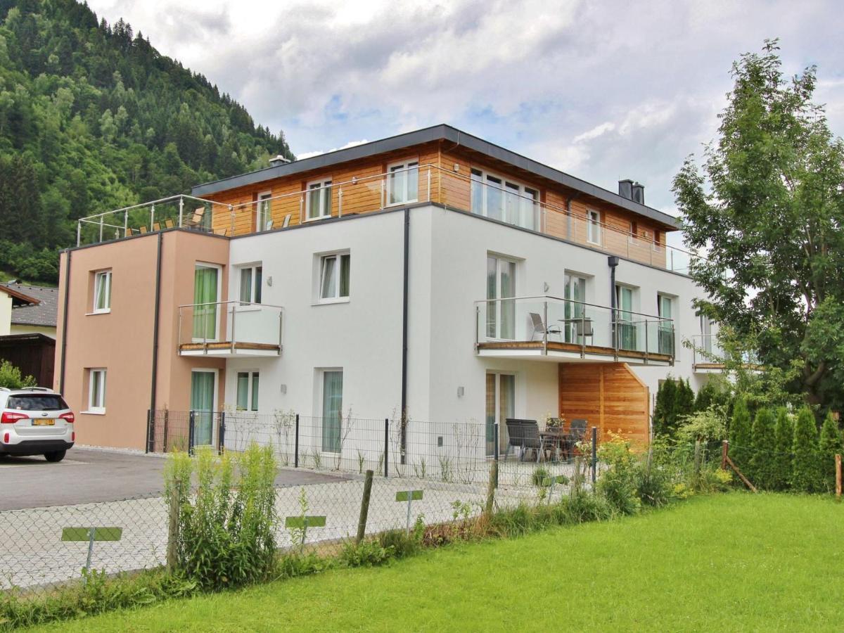 Spacious In Near Ski Area *